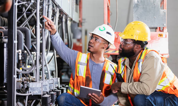 Best Emergency Electrician Near Me  in Palm River Clair Mel, FL